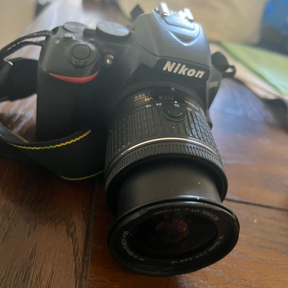 Nikon D3500 camera